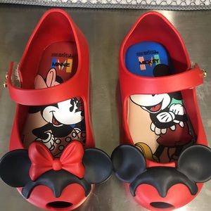 New w/o box Mini Melissa Disney shoes size 6